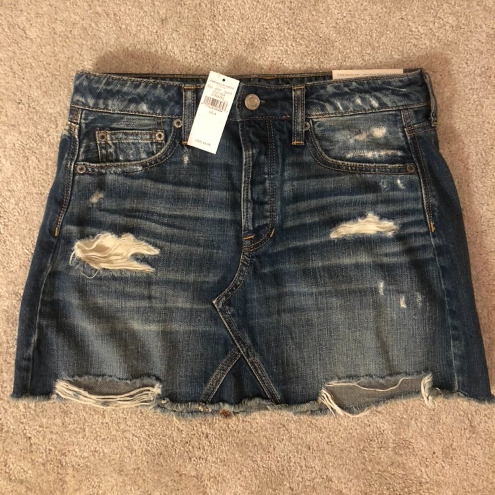 Women's  American Eagle Jean Skirt size 4